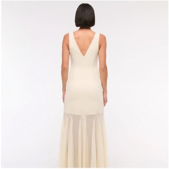 Abercrombie Plunge Godet Skirt Maxi Dress in Ivory Cream - Picture 4 of 9